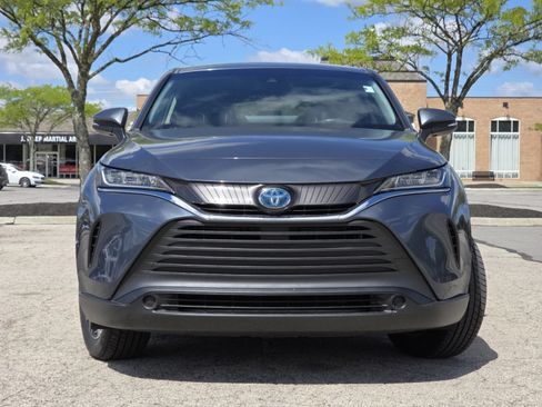 Used 2021 Toyota Venza LE AWD/4WD image 15
