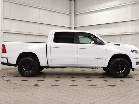 Used 2025 RAM 1500 Big Horn AWD/4WD image 8