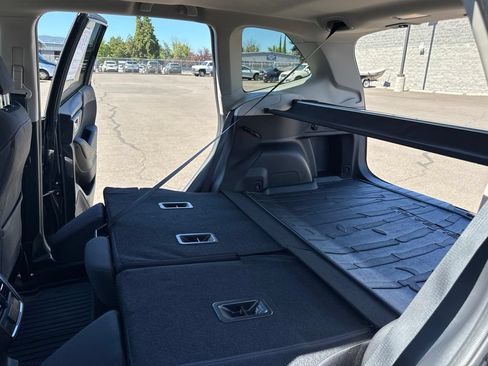 Used 2024 Subaru Forester Premium AWD/4WD image 15