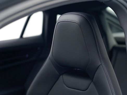 New 2026 Porsche Panamera 4 image 19