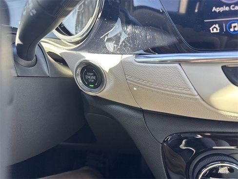 Used 2022 Buick Encore GX Select image 21