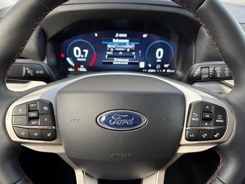 New 2026 Ford Explorer Active w/ Active Comfort Package image 24