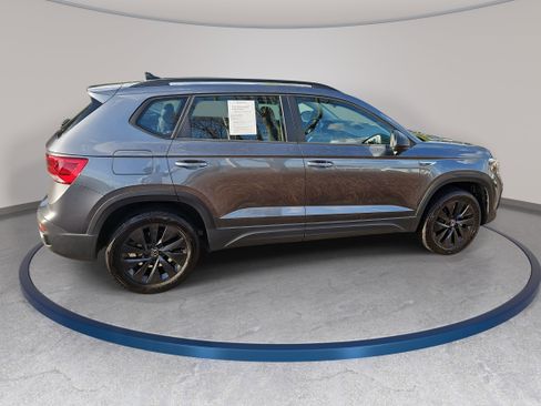 Used 2024 Volkswagen Taos S image 4