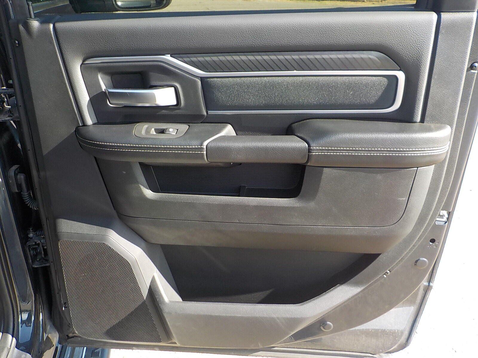 Used 2026 RAM 2500 Big Horn AWD/4WD image 17