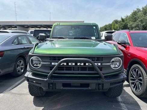 Used 2022 Ford Bronco Black Diamond AWD/4WD image 2