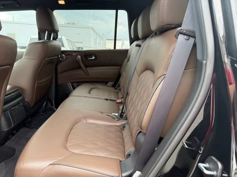 Used 2024 Nissan Armada Platinum w/ Cargo Package AWD/4WD image 16