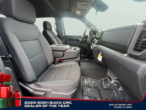 New 2025 GMC Sierra 1500 Elevation image 38
