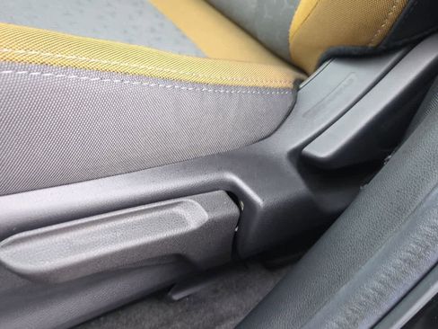 Certified 2025 Subaru Crosstrek 2.5i Sport w/ Crosstrek Mirror Package image 16