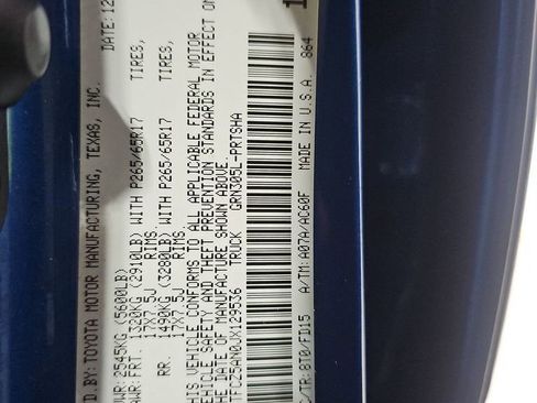 Used 2018 Toyota Tacoma TRD Sport w/ Technology Package image 19