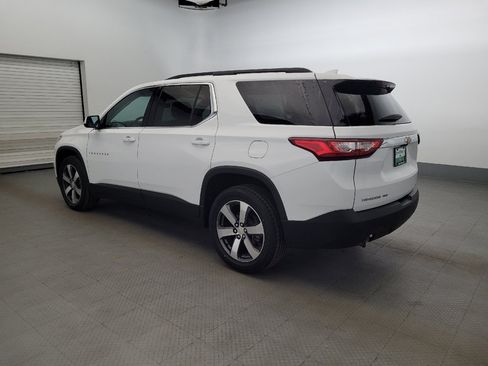 Used 2021 Chevrolet Traverse LT w/ LT Premium Package AWD/4WD image 3