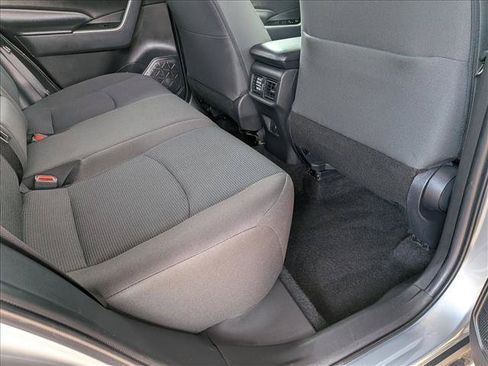 Certified 2025 Toyota RAV4 LE AWD/4WD image 17