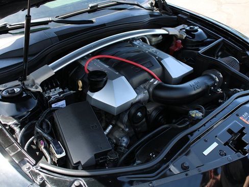 Used 2014 Chevrolet Camaro SS w/ SS Performance Package RWD image 25