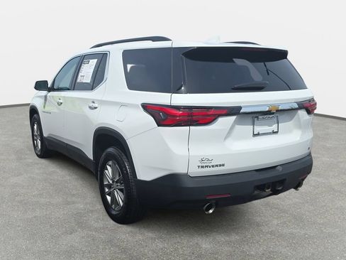 Used 2023 Chevrolet Traverse LT FWD image 7