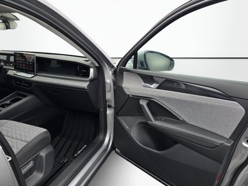 New 2026 Volkswagen Tiguan S AWD/4WD image 39