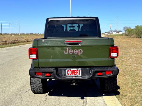 Used 2022 Jeep Gladiator Rubicon image 8