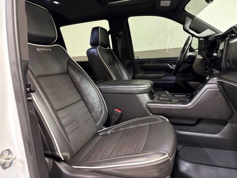 Used 2024 GMC Sierra 2500 AT4X image 63