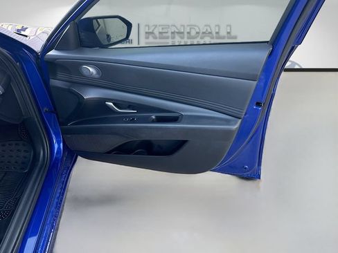 Used 2023 Hyundai Elantra Limited FWD image 30