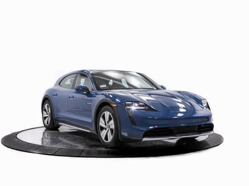 Certified 2023 Porsche Taycan 4 Cross Turismo image 9