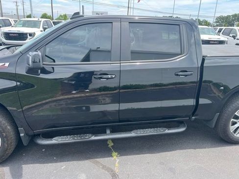 Certified 2024 Chevrolet Silverado 1500 RST AWD/4WD image 10