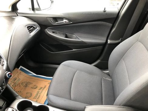 Used 2018 Chevrolet Cruze LT FWD image 27