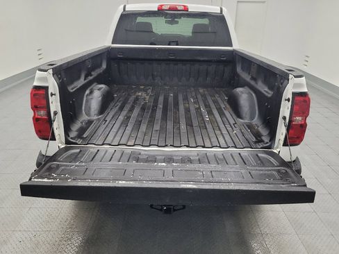 Used 2017 Chevrolet Silverado 1500 Custom w/ Custom Convenience Package RWD image 29