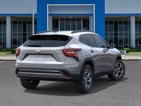New 2026 Chevrolet Trax LT w/ Driver Confidence Package image 4