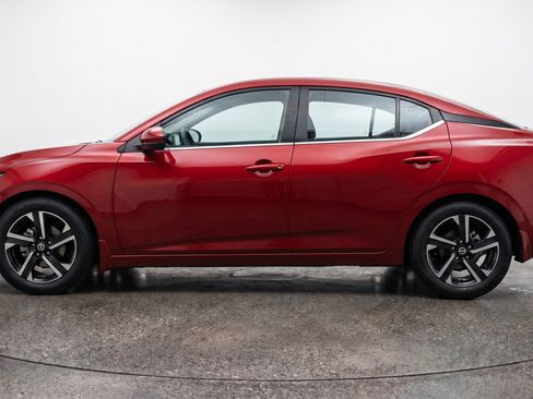 Used 2025 Nissan Sentra SV FWD image 5