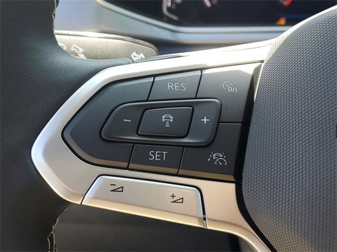 New 2025 Volkswagen Taos SEL image 25