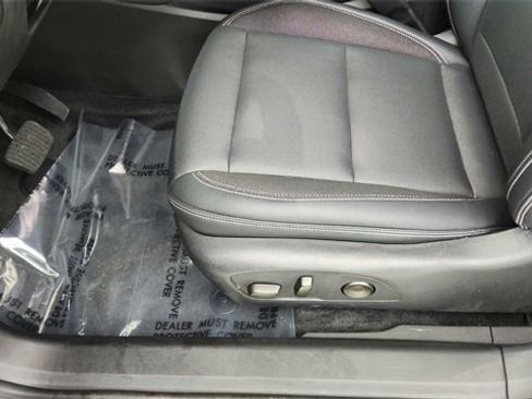 Used 2024 Chevrolet Blazer EV LT image 34