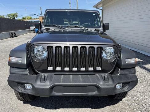 Used 2023 Jeep Wrangler Sport AWD/4WD image 2