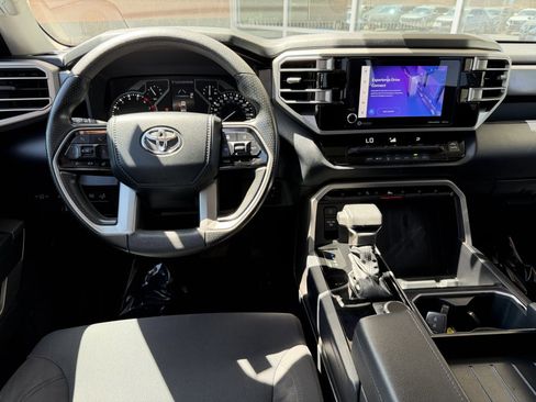 Used 2022 Toyota Tundra SR5 w/ Convenience Package RWD image 16
