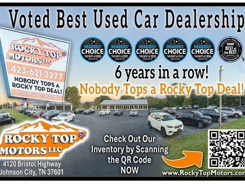 Used 2016 Chevrolet Suburban LT AWD/4WD image 4