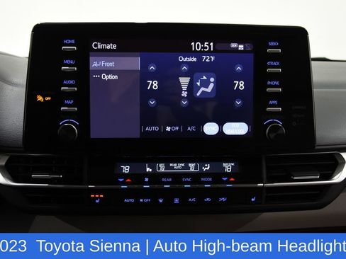 Used 2023 Toyota Sienna XLE image 21