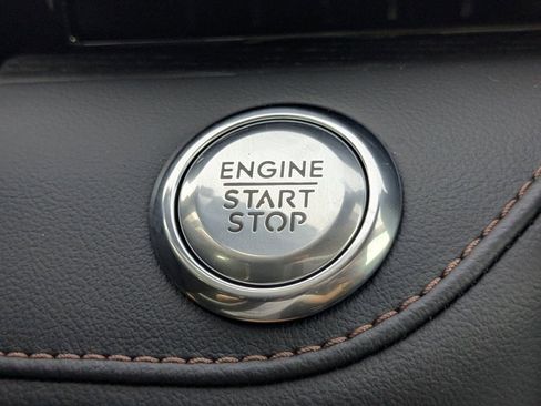 New 2026 Lincoln Nautilus Reserve AWD/4WD image 32