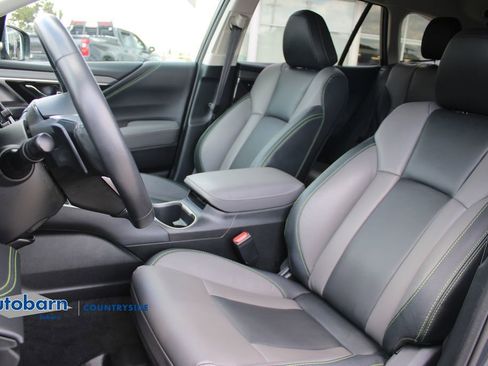 Certified 2023 Subaru Outback Onyx Edition AWD/4WD image 10