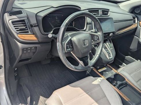 Used 2020 Honda CR-V Touring image 2