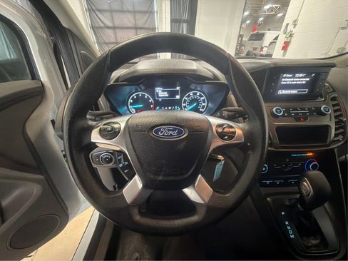 Used 2022 Ford Transit Connect XL FWD image 21