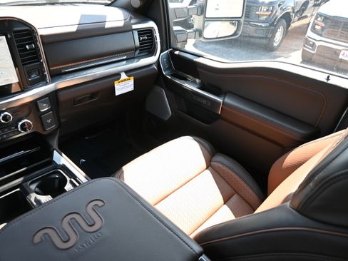 New 2026 Ford F250 King Ranch w/ Chrome Package AWD/4WD image 31