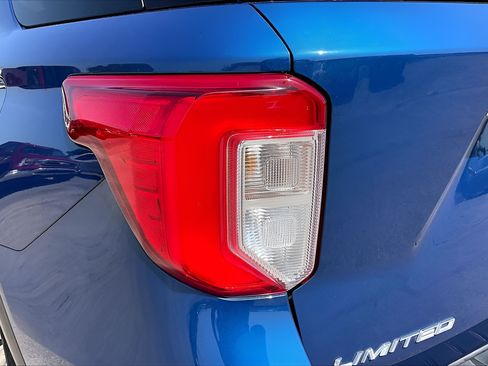 Used 2021 Ford Explorer Limited w/ Equipment Group 301A RWD image 20