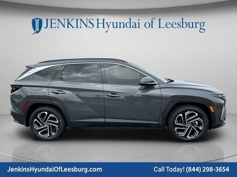 New 2026 Hyundai Tucson Limited FWD image 3