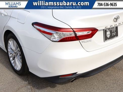 Used 2019 Toyota Camry XLE image 13