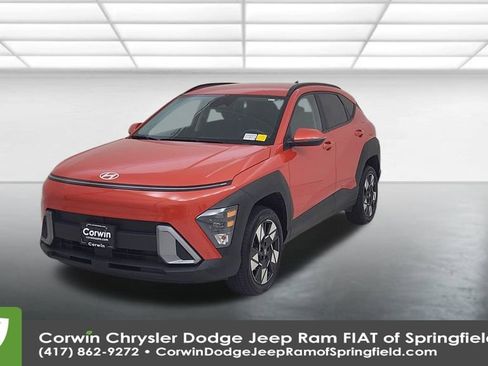 Used 2024 Hyundai Kona SEL image 6