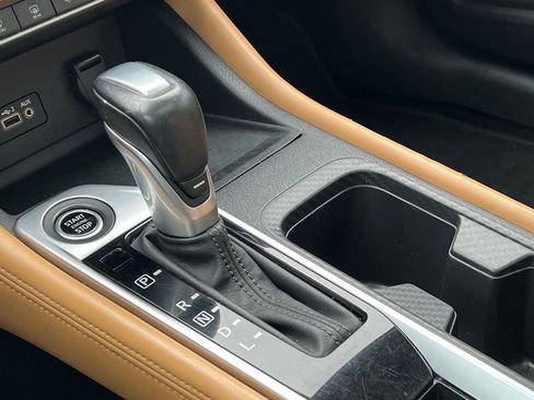 Used 2022 Nissan Sentra SV w/ SV Premium Package image 27