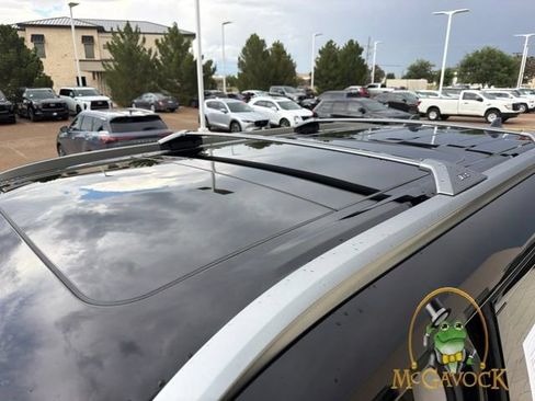 Used 2025 Nissan Armada Platinum RWD image 13