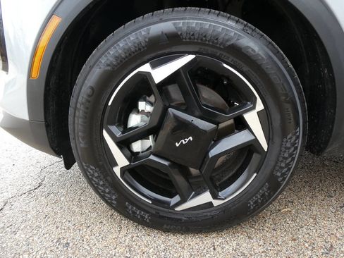 Used 2026 Kia Sportage EX w/ EX Panorama Roof Package image 39