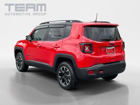 Used 2023 Jeep Renegade Trailhawk w/ Trailhawk Elite Group AWD/4WD image 5