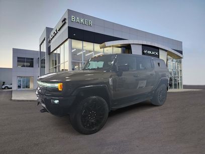 New 2026 GMC Hummer EV SUV w/ LPO, Dark Essentials Package