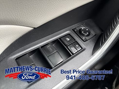 Used 2020 Toyota RAV4 XLE FWD image 23