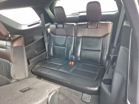 Used 2023 Ford Explorer Platinum image 36