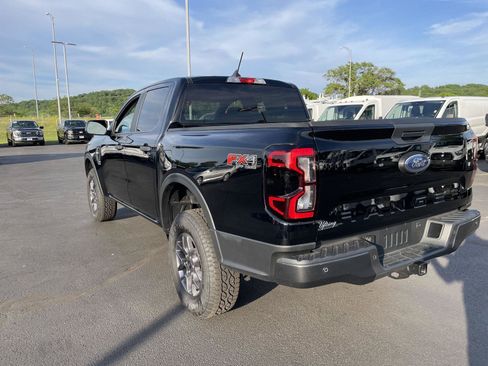 Used 2025 Ford Ranger XLT w/ FX4 Off-Road Package AWD/4WD image 3